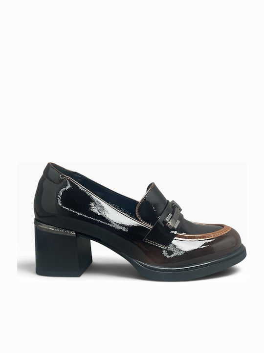 Adam's Shoes Обувки на ток от Лакиран с Среден ...