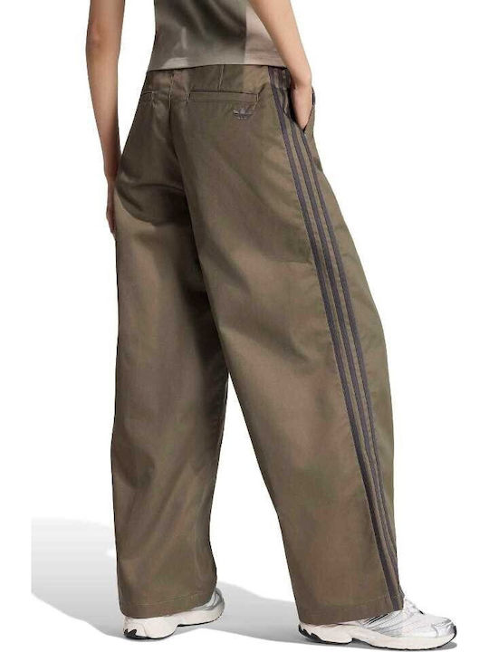 Women's Fabric Trousers in a Baggy Fit Brown